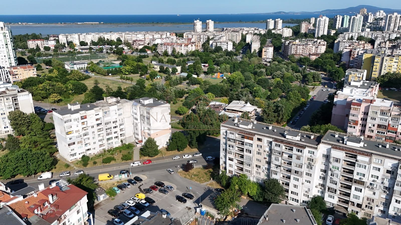 Продава 2-СТАЕН, гр. Бургас, Изгрев, снимка 5 - Апартаменти - 55930067