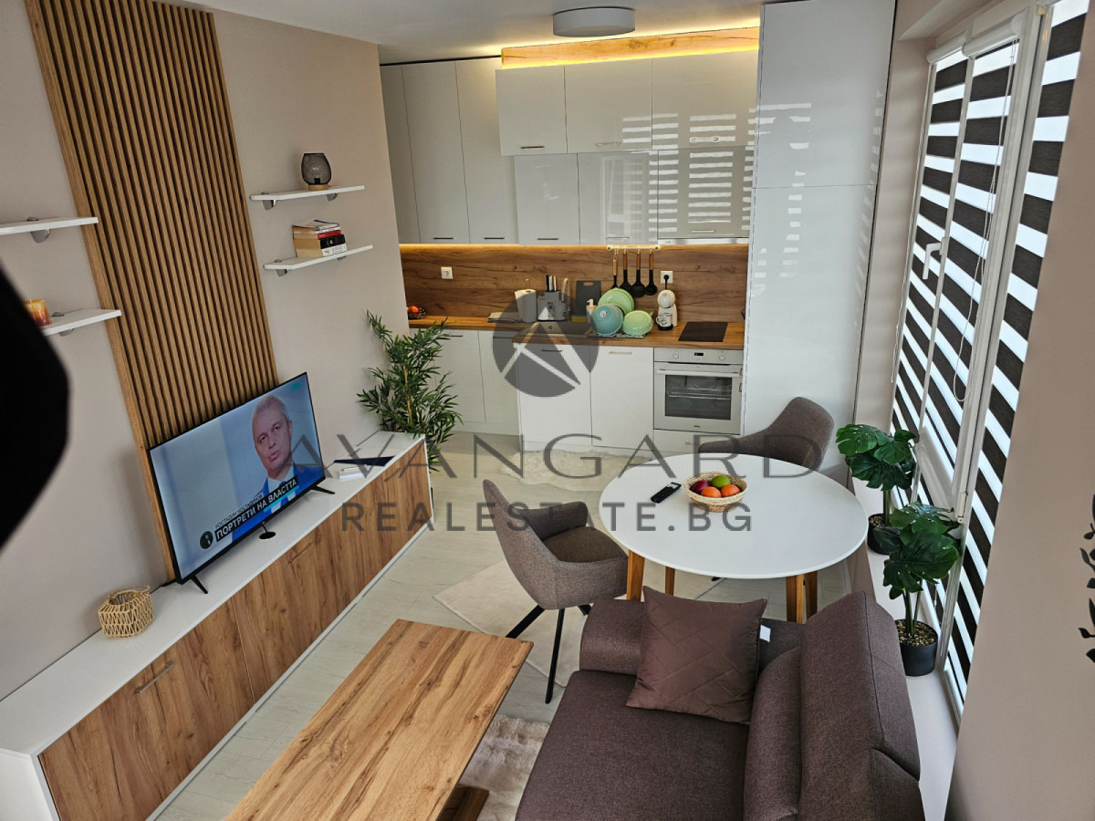 Продава 3-СТАЕН, гр. Пловдив, Христо Смирненски