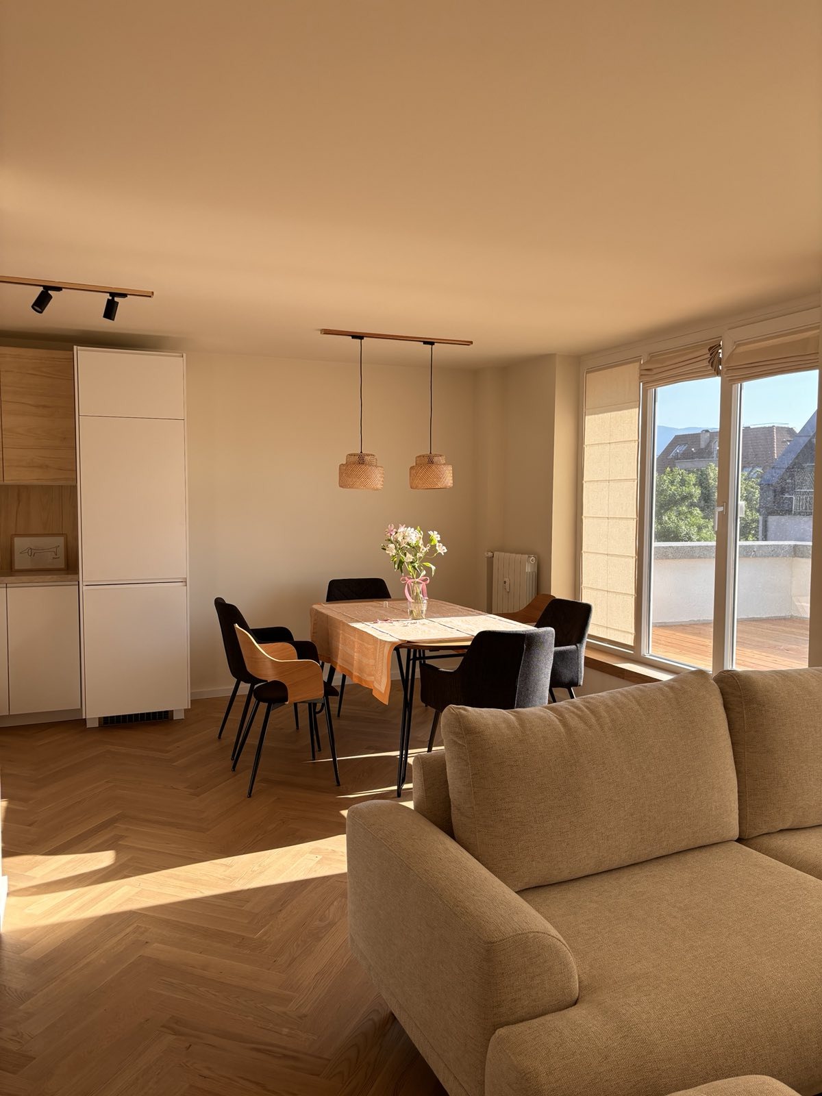 Продава 3-СТАЕН, гр. София, Докторски паметник, снимка 2 - Апартаменти - 54287052