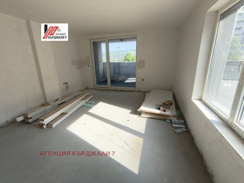 Продава 3-СТАЕН в град Кърджали, Център - 97 кв.м / 120 410 € » 235 501.49 лв., АГЕНЦИЯ КЪРДЖАЛИ 7