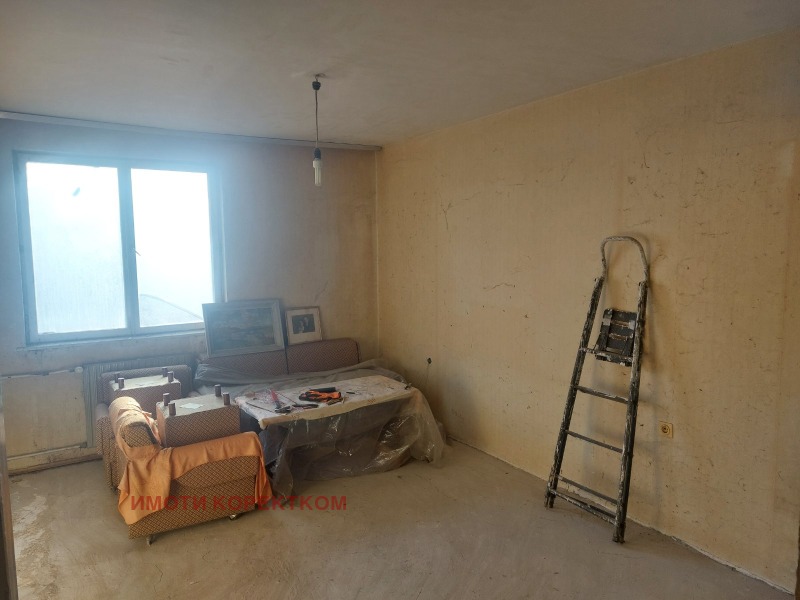 Продава 2-СТАЕН, гр. София, Младост 4