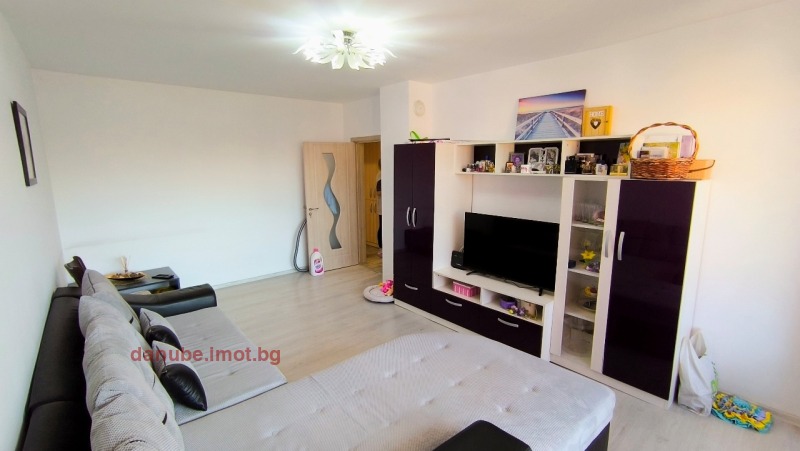 Продава 2-СТАЕН, гр. Русе, Възраждане, снимка 4 - Апартаменти - 52815899