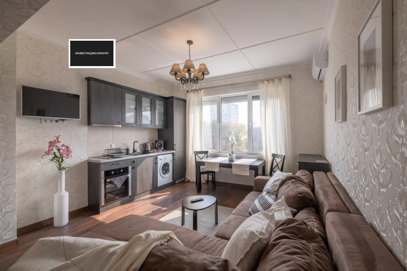 De vânzare  2 dormitoare Sofia , Țentâr , 107 mp | 14567787