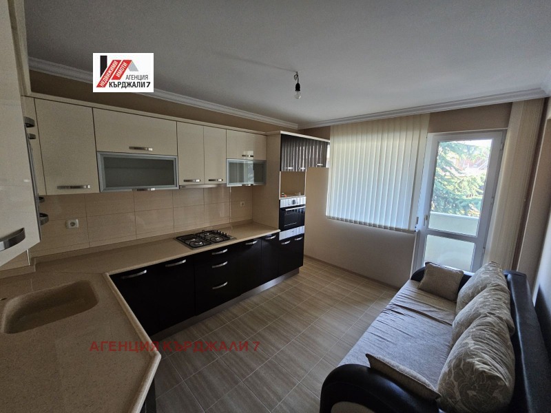 На продаж  2 спальні Кърджали , Възрожденци , 82 кв.м | 66487656 - зображення [6]