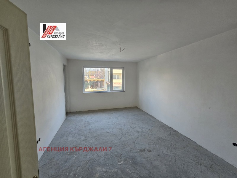 На продаж  2 спальні Кърджали , Възрожденци , 82 кв.м | 66487656 - зображення [4]