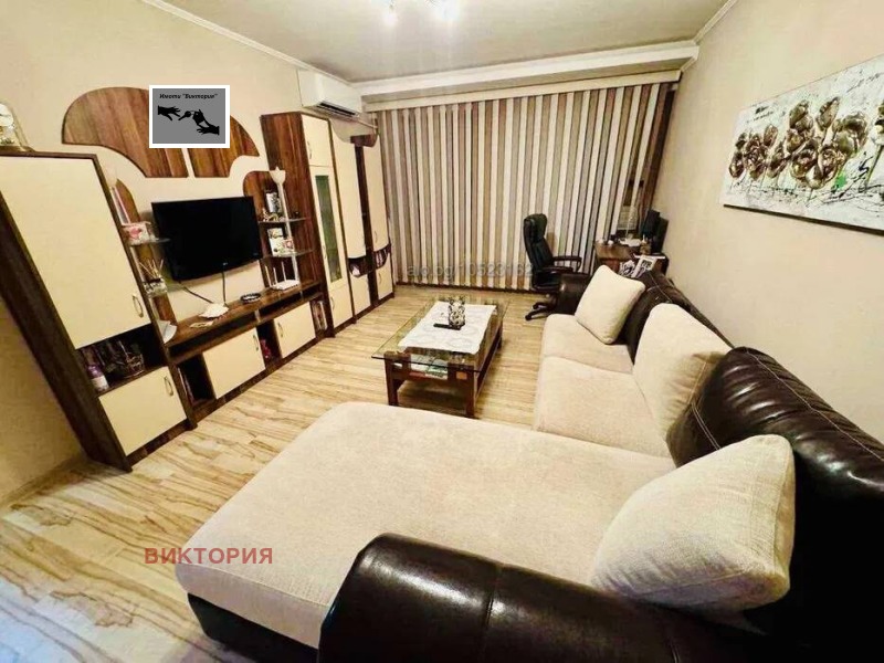 Продава  3-стаен град Пазарджик , Ставропол , 69 кв.м | 56445679