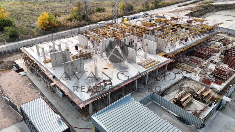 Продава 4-СТАЕН, гр. Пловдив, Остромила, снимка 4 - Апартаменти - 52060881