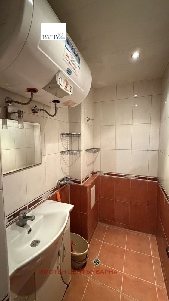 Продава 4-СТАЕН, гр. Варна, Цветен квартал, снимка 8 - Апартаменти - 52310156