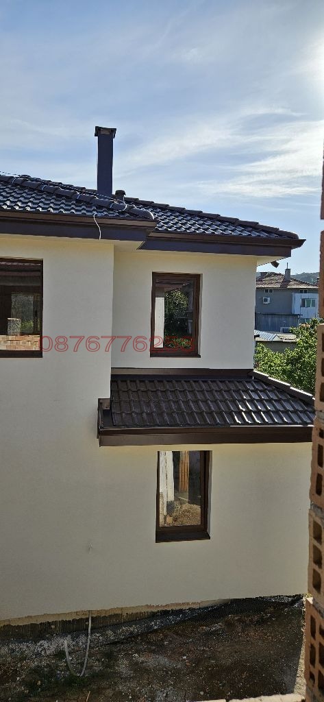 Myytävänä  Talo Varna , Vinitsa , 205 neliömetriä | 99936308