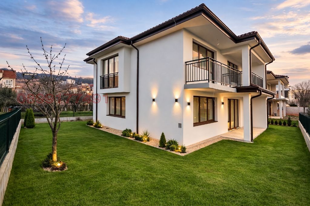 Продава КЪЩА, гр. Варна, Виница