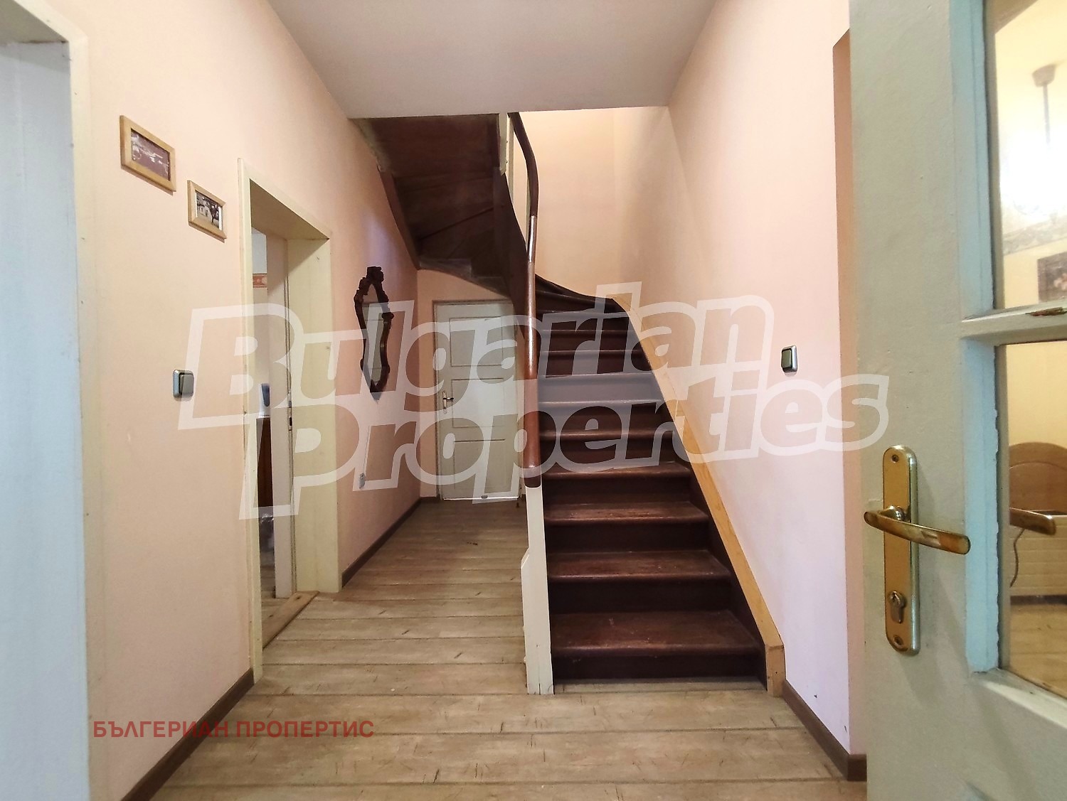 Продава КЪЩА, с. Рибарица, област Ловеч, снимка 11 - Къщи - 54424245
