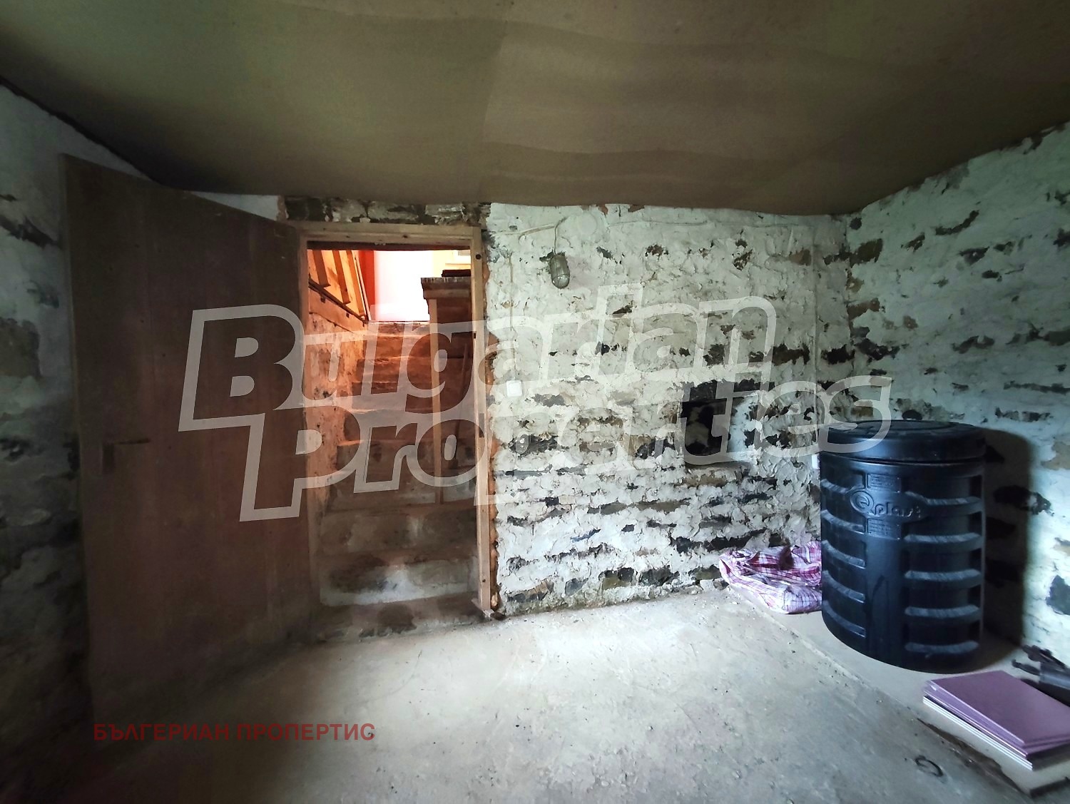Продава КЪЩА, с. Рибарица, област Ловеч, снимка 17 - Къщи - 54424245