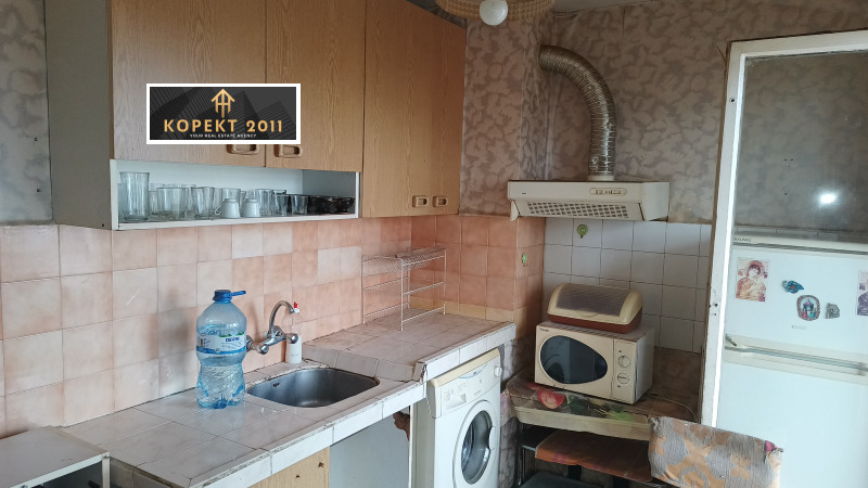 Продава  2-стаен град Русе , Дружба 3 , 60 кв.м | 17595239 - изображение [8]
