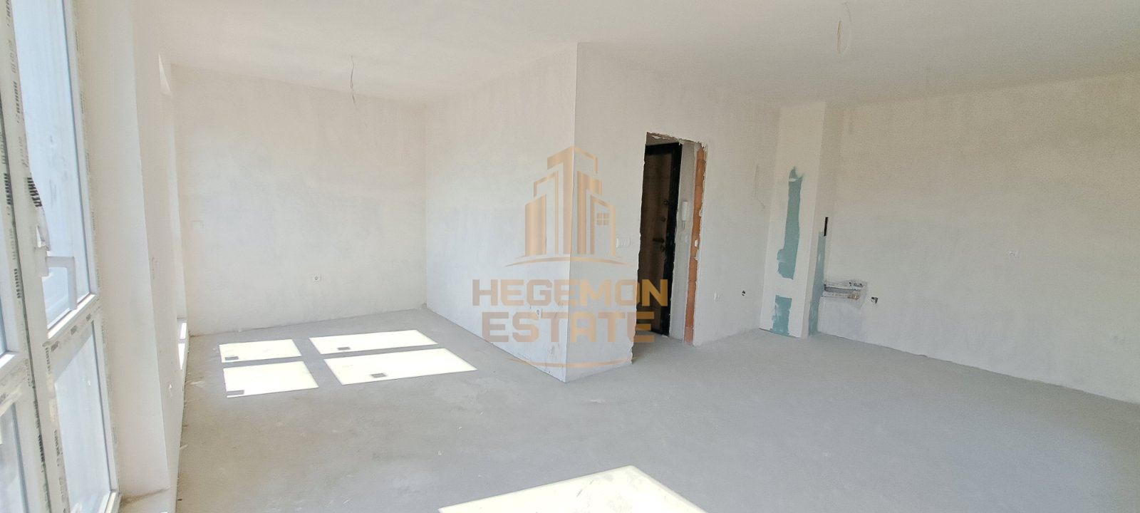 Продава 2-СТАЕН, гр. Варна, Левски 1