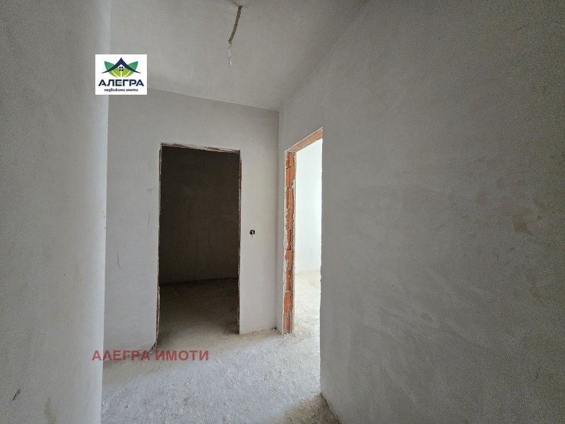 Продава  2-стаен град Пазарджик , Център , 83 кв.м | 88371856 - изображение [3]