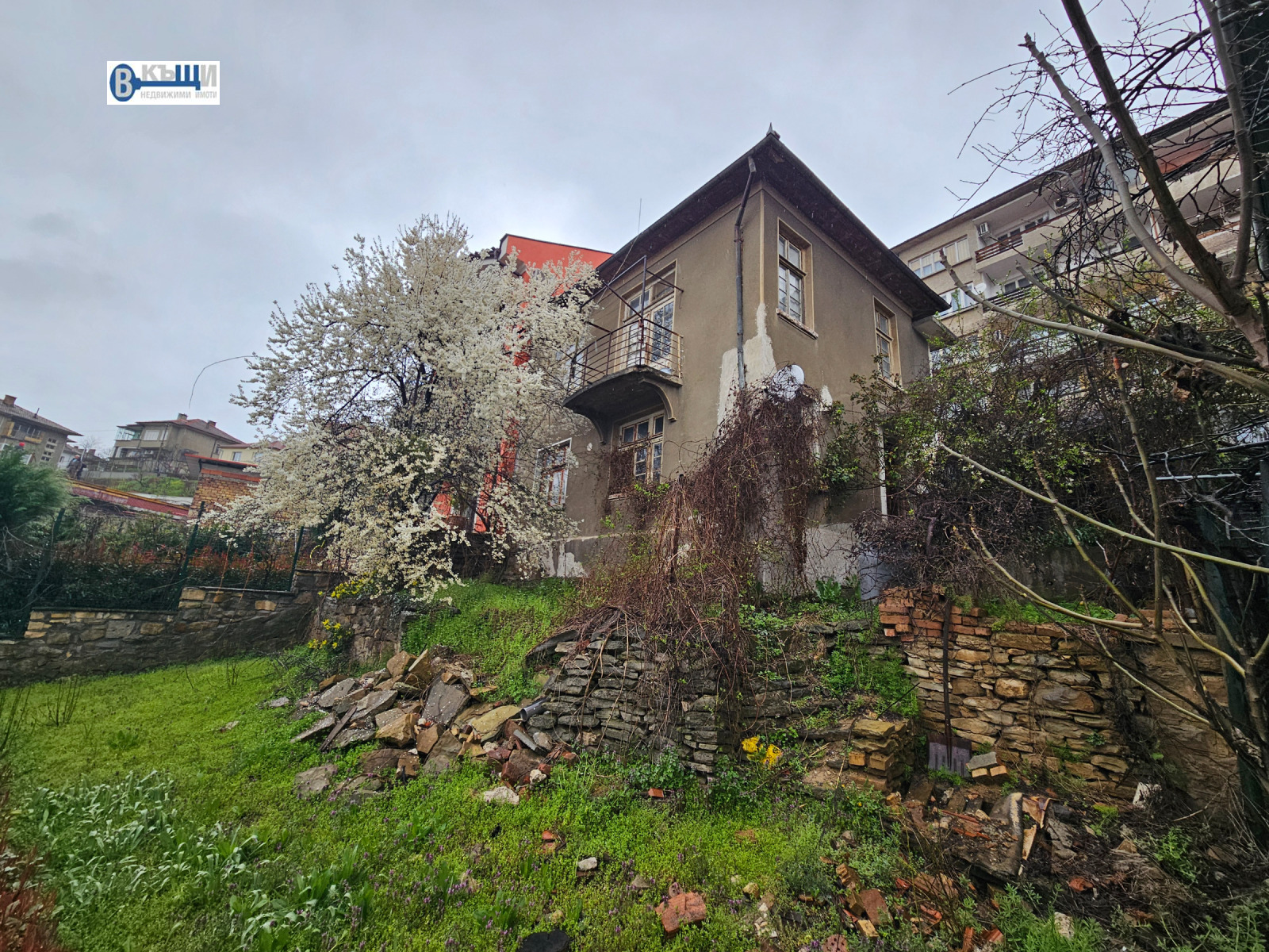 Продава КЪЩА, гр. Велико Търново, Акация