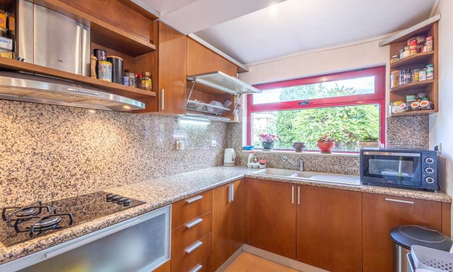 Продава КЪЩА, гр. Сапарева баня, област Кюстендил, снимка 10 - Къщи - 54407304