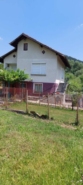 Вила с. Банище, област Перник 7