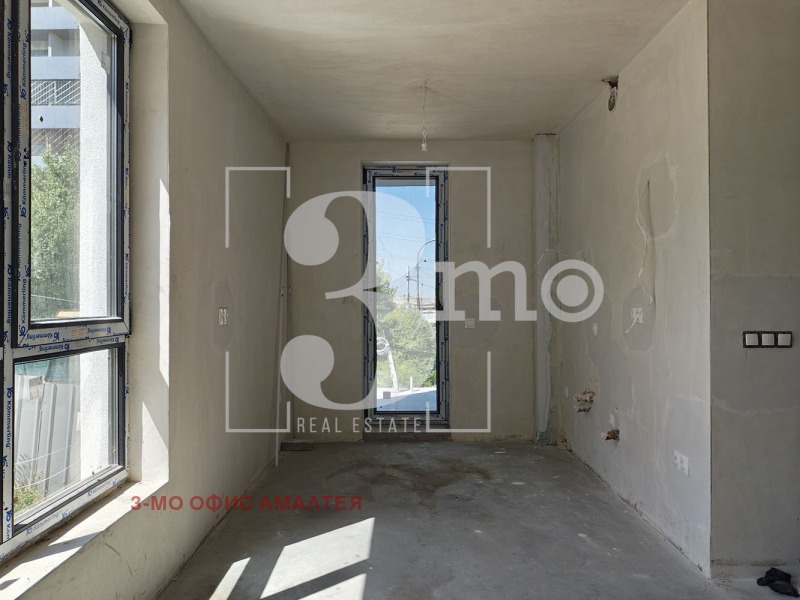 Te koop  2 slaapkamers Sofia , Ljulin 5 , 96 m² | 75663818 - afbeelding [4]