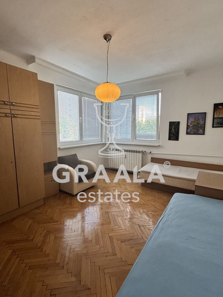 Продава  3-стаен град София , Оборище , 120 кв.м | 45639701 - изображение [2]