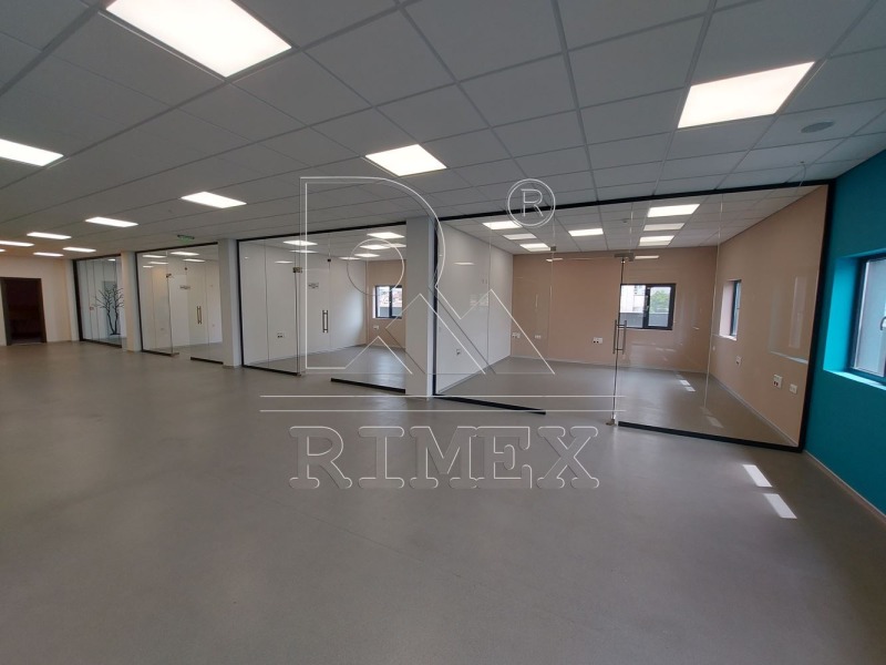 Продава  Офис град Пловдив , Център , 668 кв.м | 10621184