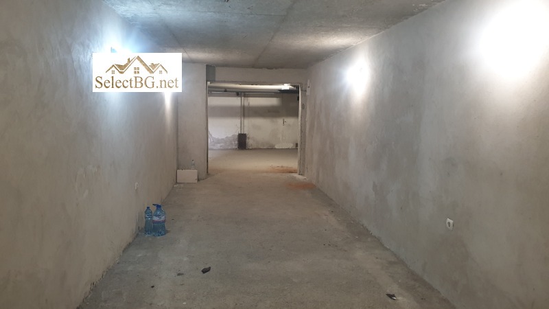 Продава ГАРАЖ, ПАРКОМЯСТО, гр. Велико Търново, Колю Фичето