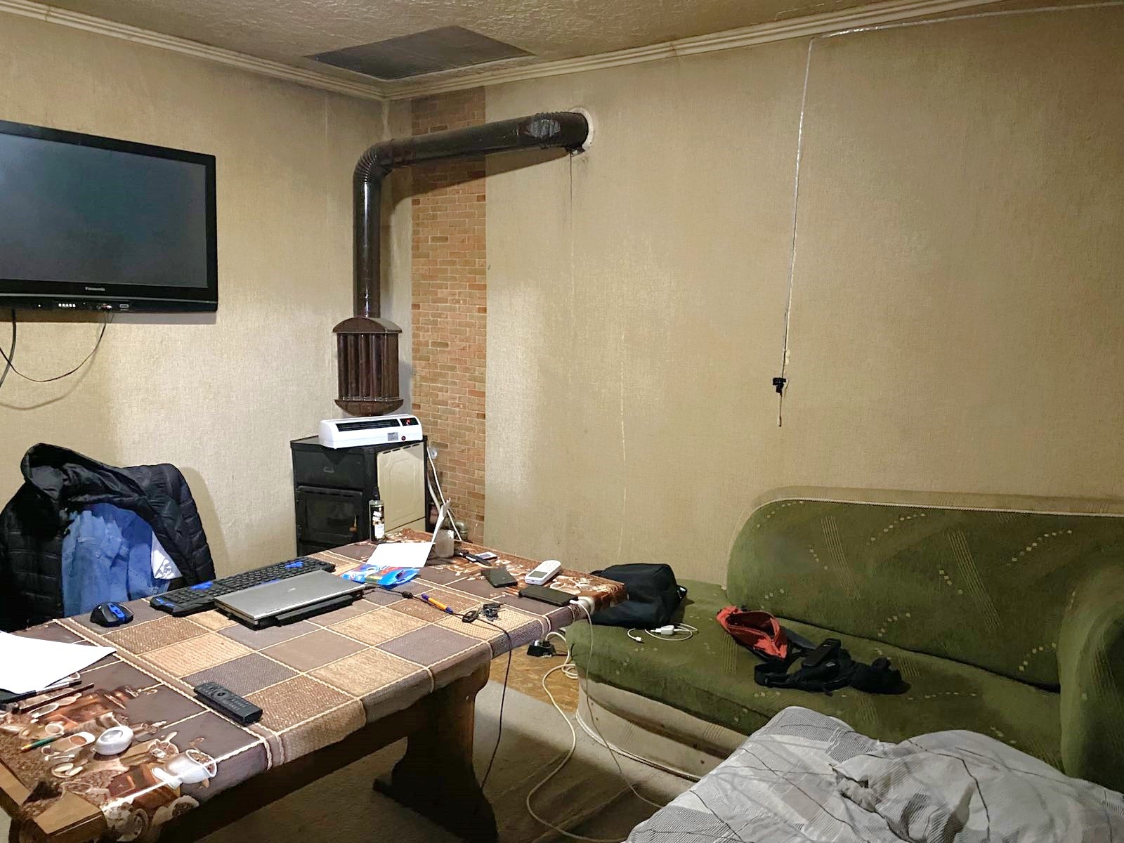 Продава КЪЩА, с. Бегунци, област Пловдив, снимка 6 - Къщи - 53909731