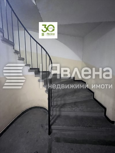 Продава 2-СТАЕН, гр. Варна, Окръжна болница-Генерали, снимка 13 - Апартаменти - 53967365