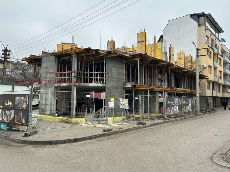 Продава 4-СТАЕН, гр. Плевен, Идеален център