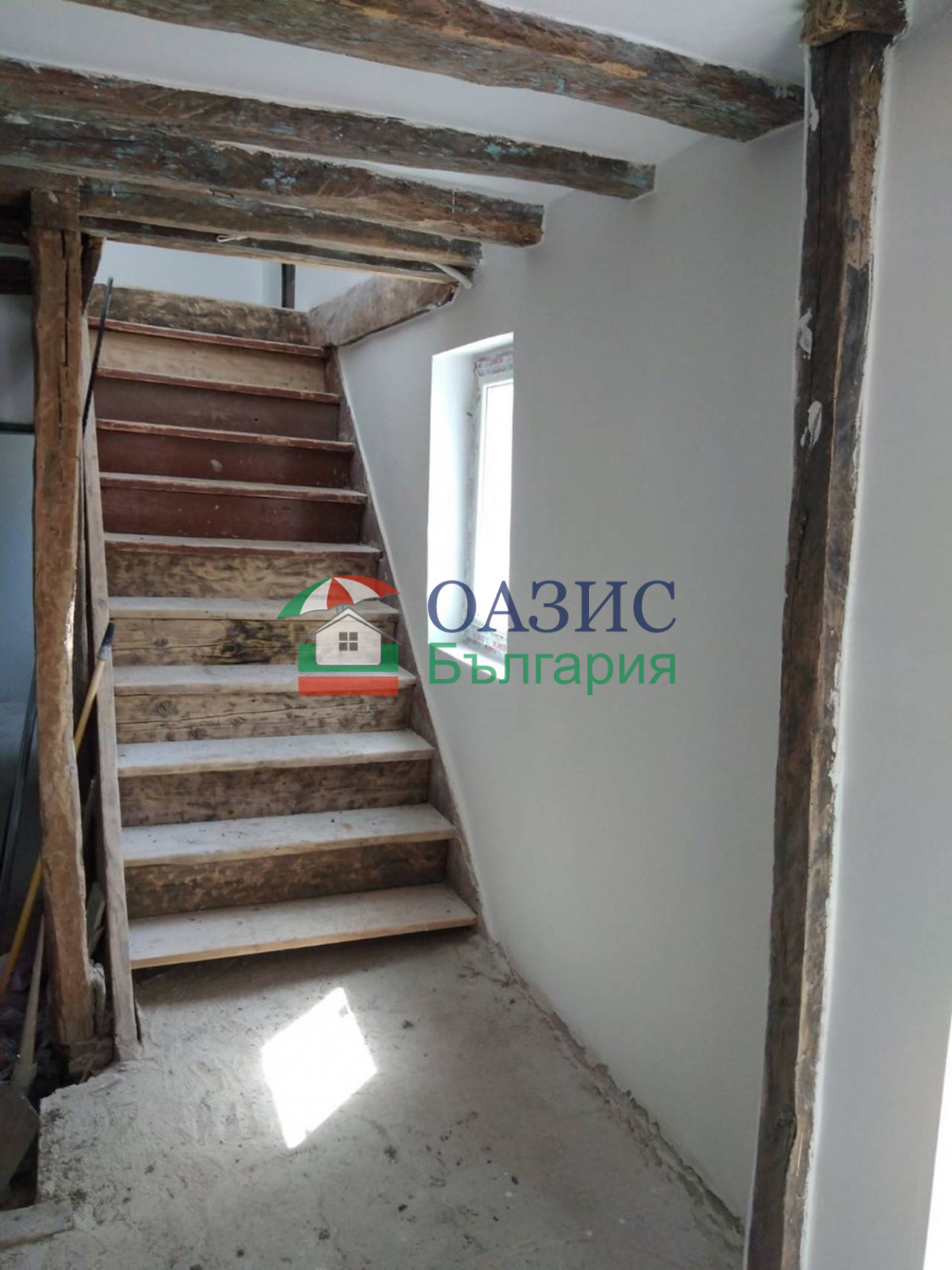 Продава КЪЩА, гр. Бургас, с. Извор, снимка 2 - Къщи - 47724563