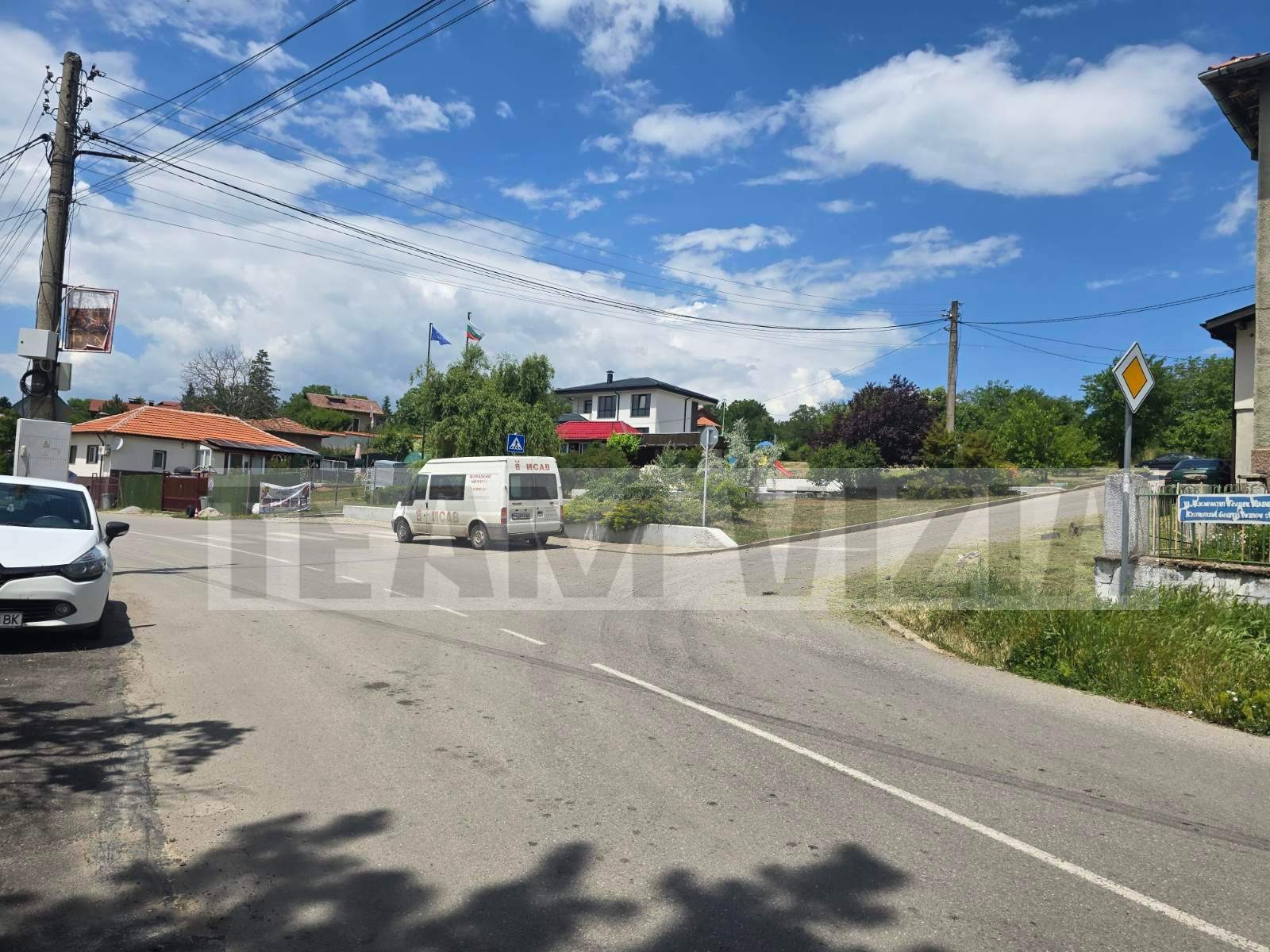 Продава КЪЩА, с. Пожарево, област София област, снимка 9 - Къщи - 55007474