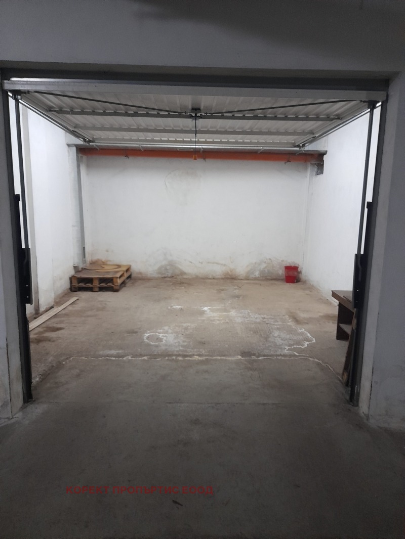 Na sprzedaż  2 sypialnie Sofia , Centar , 107 mkw | 23069735 - obraz [15]