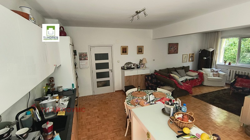 Продава  3-стаен град София , Лозенец , 90 кв.м | 60261421 - изображение [2]
