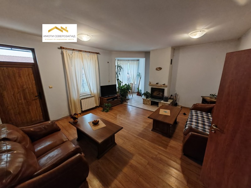 Till salu  Hus region Montana , Berkovica , 390 kvm | 41421725 - bild [10]