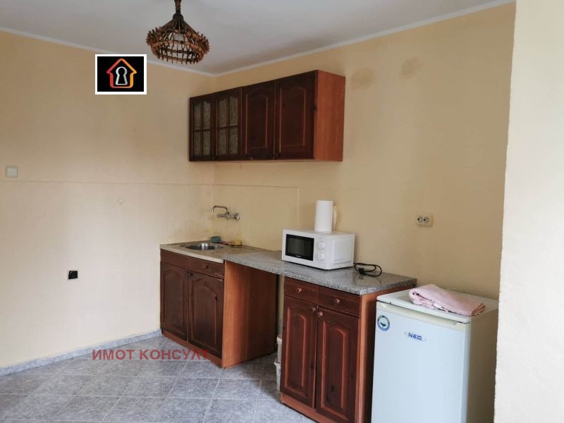 Продава 2-СТАЕН, гр. Враца, Металург