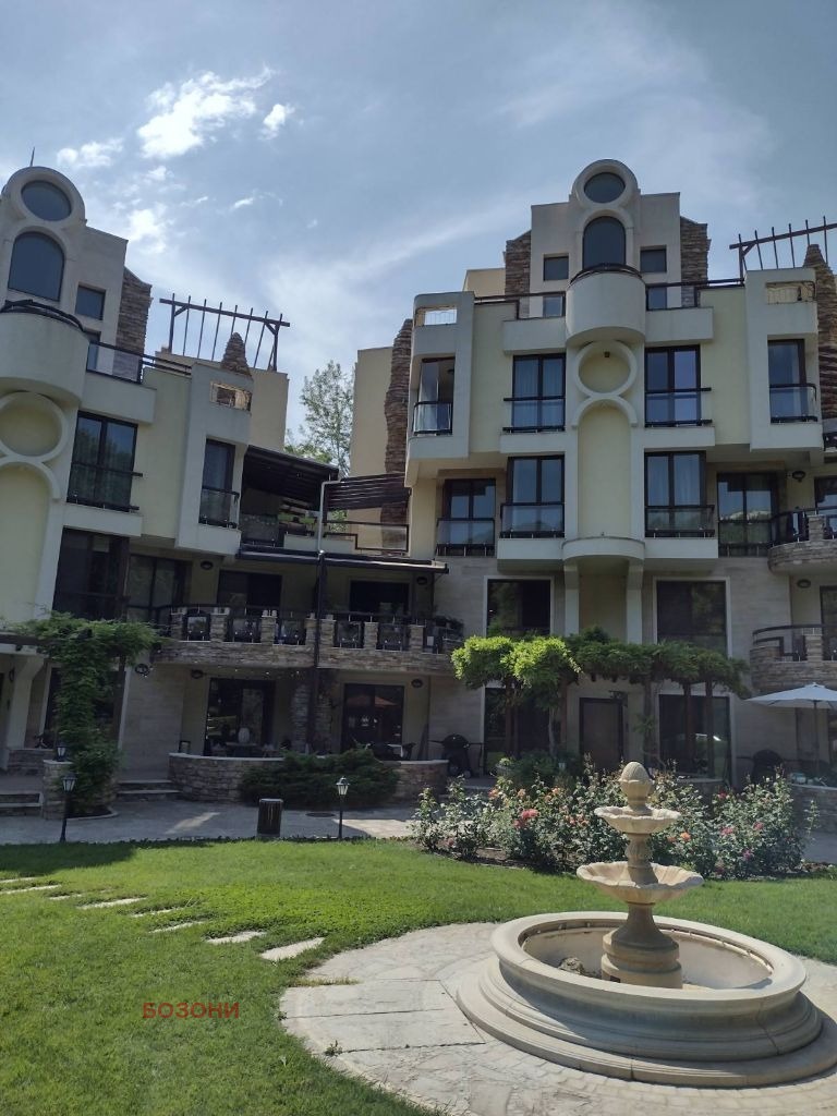 Продава 3-СТАЕН, град Варна, Бриз • 429300 € / 839637.82 лв. • 86122961 1