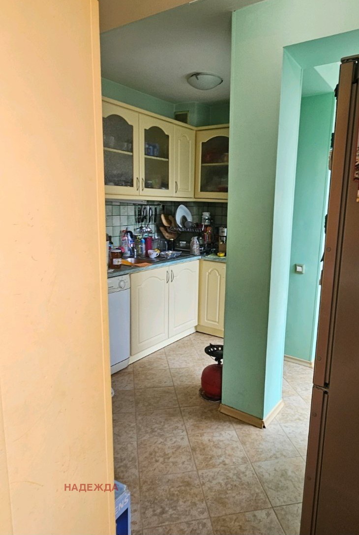 Продава 3-СТАЕН, гр. Плевен, Идеален център, снимка 2 - Апартаменти - 54257504