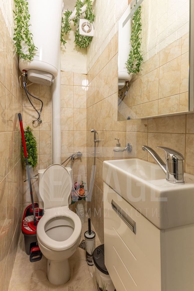 Продава 4-СТАЕН, гр. Варна, Младост 1, снимка 15 - Апартаменти - 53377531