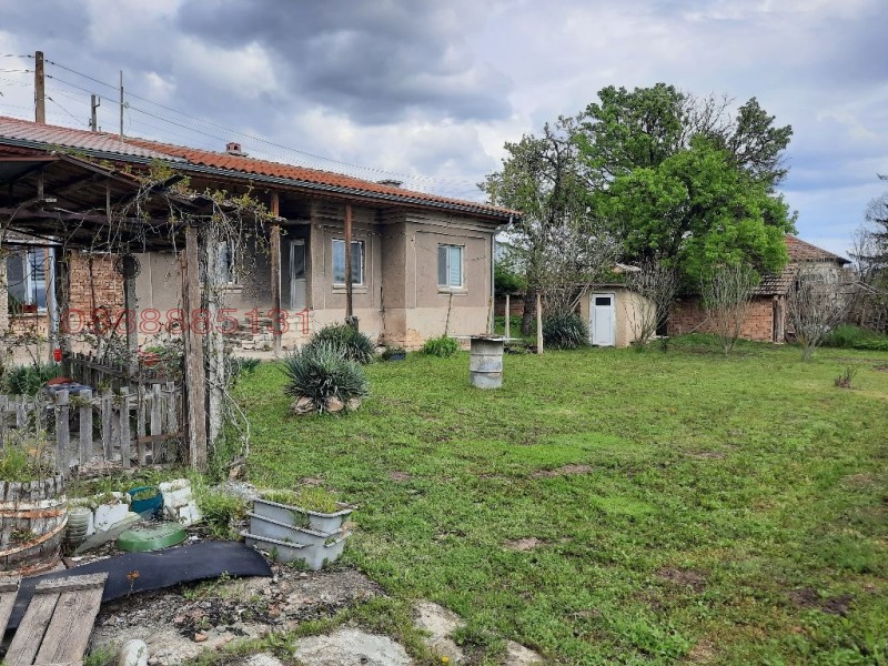 Продава КЪЩА, с. Златна нива, област Шумен, снимка 12 - Къщи - 52778916