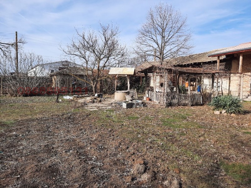 Продава КЪЩА, с. Златна нива, област Шумен, снимка 8 - Къщи - 52778916