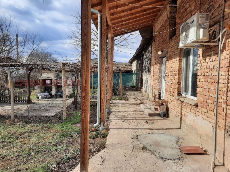 Продава КЪЩА, с. Златна нива, област Шумен, снимка 15 - Къщи - 52778916