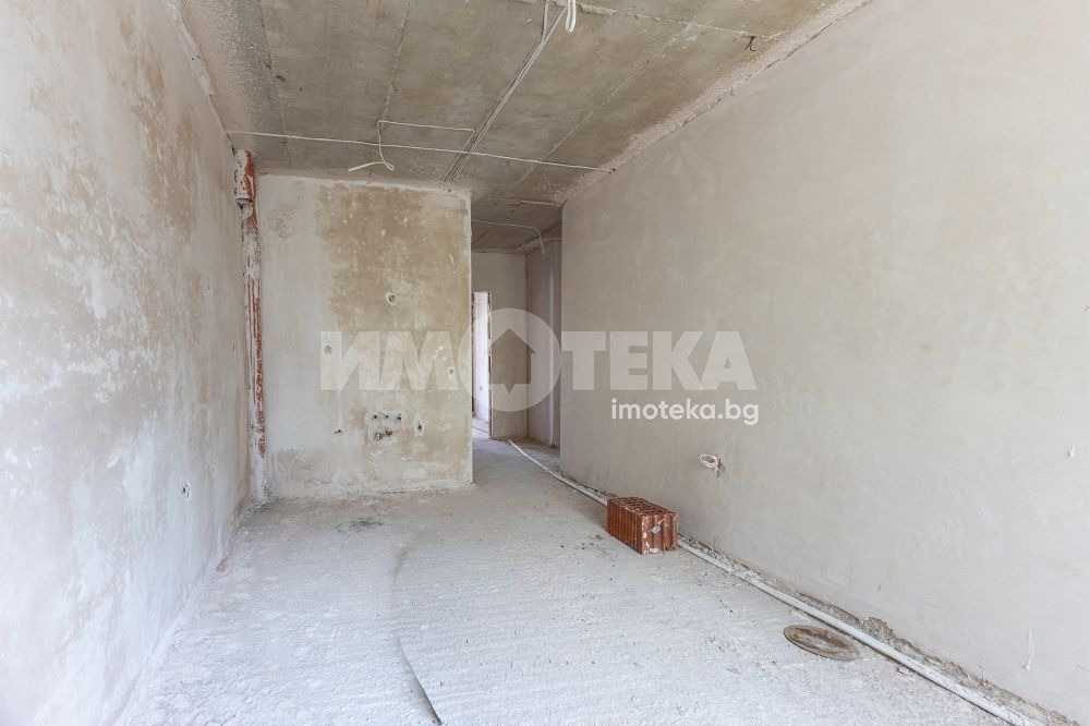 Продава 2-СТАЕН, гр. Варна, Център, снимка 2 - Апартаменти - 56210654