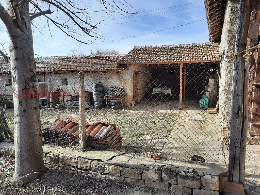 Продава КЪЩА, с. Златна нива, област Шумен, снимка 8 - Къщи - 54664478