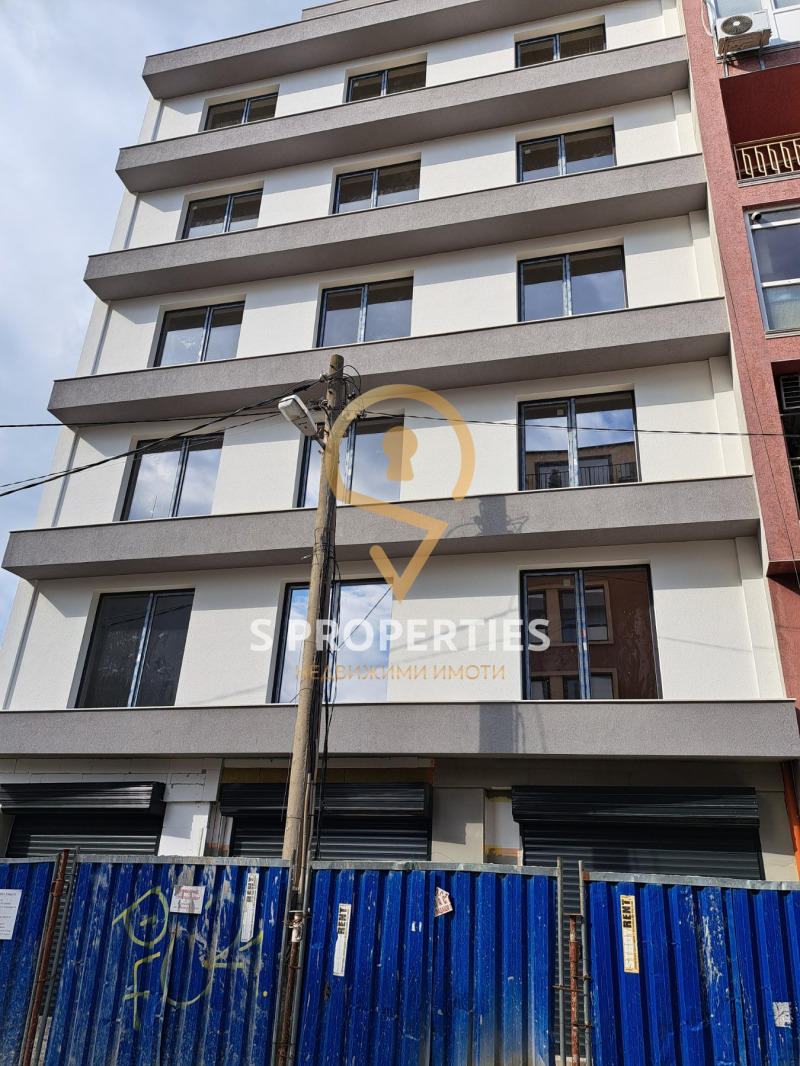 Продава  3-стаен, град Варна, Колхозен пазар •  186 000 EUR • ID 38153029 — holmes.bg - [1] 