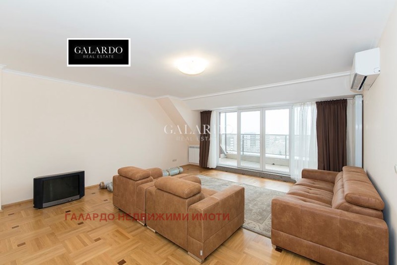 Продава 4-СТАЕН, гр. София, Изток, снимка 2 - Апартаменти - 53343377