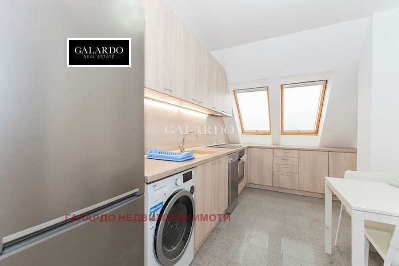 Продава 4-СТАЕН, гр. София, Изток, снимка 3 - Апартаменти - 53343377