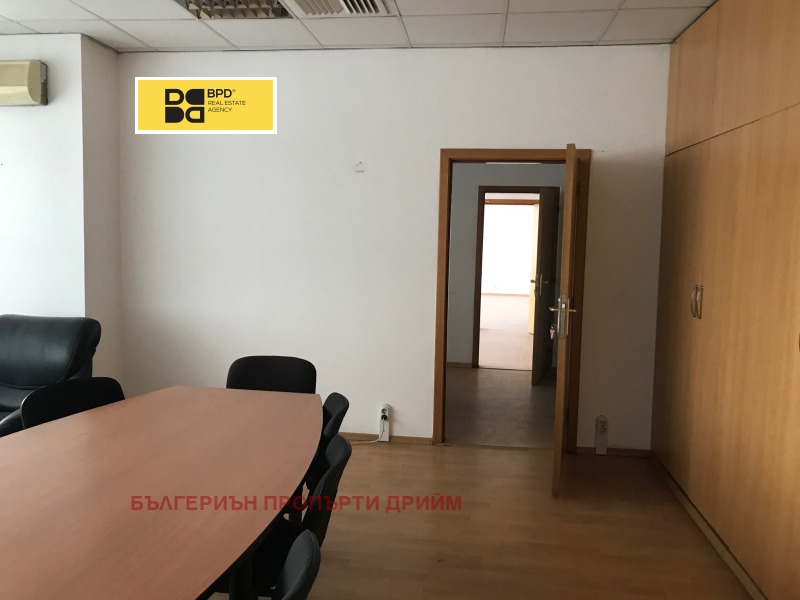 Продава  Офис град София , Център , 600 кв.м | 89027190 - изображение [4]