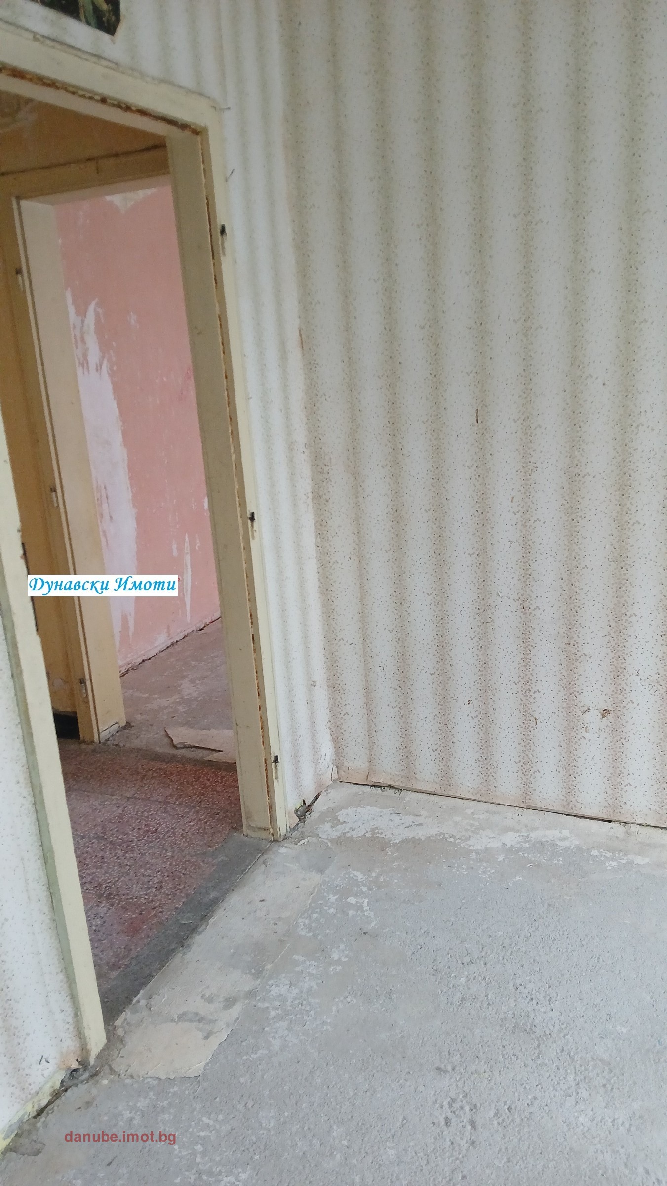 Продава 3-СТАЕН, гр. Русе, Здравец Изток, снимка 2 - Апартаменти - 54690947