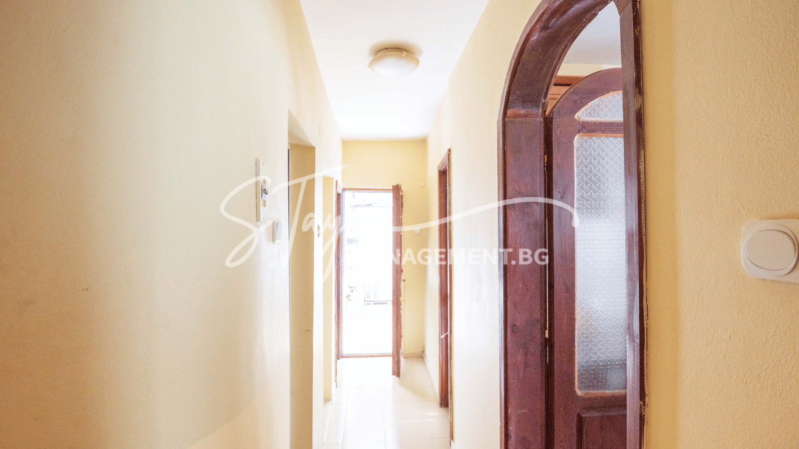 Продава 3-СТАЕН, гр. Бургас, Център, снимка 2 - Апартаменти - 55088504