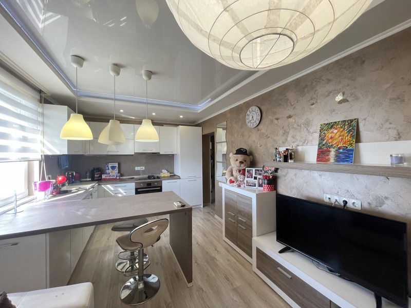Продава 2-СТАЕН в град Бургас, Славейков - 65 кв.м / 130 000 € » 254 257.90 лв., ХЕРМЕС